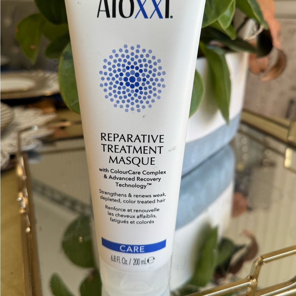 Aloxxi Reparative Treatment Masque - White